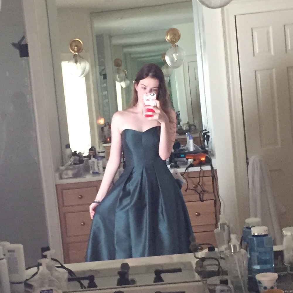 Alfred Sung Emerald Green Evening Dress (size 2)